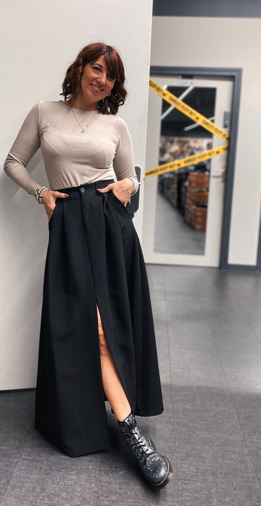 Jupe minimaliste 🖤