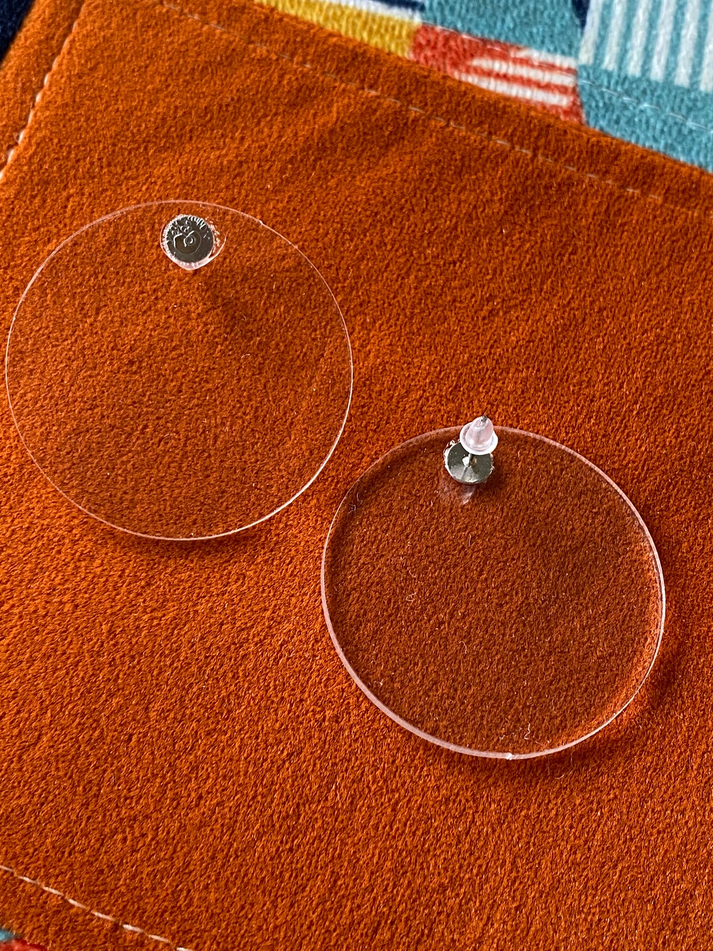 Boucles d'oreilles 70's rondes